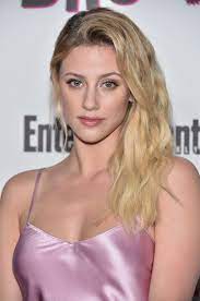 Lili Reinhart Says There Is 1 Huge Downside To All Those Betty Cooper Ponytails Lili Reinhart Betty Cooper Celebs