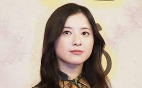 吉高由里子「1000年も前に連れていかれるとは」大河ドラマで再現された平安時代「毎日新鮮」 - 芸能 : 日刊スポーツ