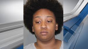 Paris woman arrested for knife assault