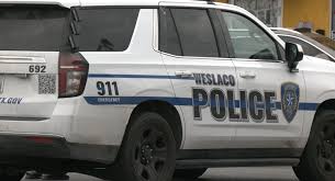 Un hombre muere tras choque durante la noche en Weslaco, según la policía