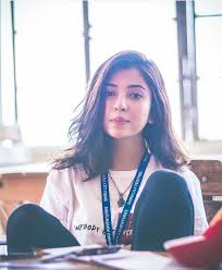 :)i was invited by too faced to tour their hq in california earlier this year. Beautiful Barkha Singh Cute Girl Photo Girl Photography Poses Cute Beauty
