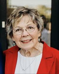 Maxine House's Instagram, Twitter & Facebook