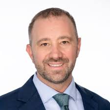 Big sky vs sky high Today I travelled into Downtown Dubai as I do every…