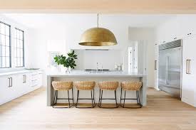 Light And Bright Kitchen Design Kitchen Interior Luxury Kitchens
