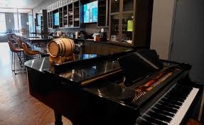 An oasis for cigar connoisseurs.' New upscale cigar lounge in downtown  Macon opens