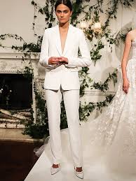 L'abito da sposa colorato va sempre contestualizzato per non apparire l'unica nota stonata del giorno più bello della propria vita. Abito Da Matrimonio Civile Come Sceglierlo Stylight