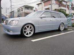 トヨタ クラウンエステート グノーシス ワーク gs3 国産車 19インチ 8 5j ブラッシュド 装着ギャラリー カーポートマルゼン アルミホイールとタイヤの専門店 トヨタクラウン トヨタ グノーシス