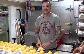 De honden kunnen zonder veel. Bakkerij Verkoopt Speciale Worstenbroden Met Spaghetti En Appelbollen Met Beuling Voor Verloren Maandag Antwerpen Nieuws Newslocker