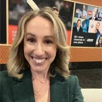 Amy Friedlander's Instagram, Twitter & Facebook