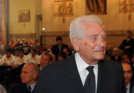 Giampiero boniperti (born 4 july 1928 in barengo, piedmont) is an italian former football player who played his entire career at juventus between 1946 and 1961. I 92 Anni Di Boniperti Tra Gol Sivori E Il Regalo A Parola