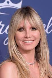 Heidi Klum Im Frozen Look Bei Amfar Gala Heidi Klum Fiel Bei Der Amfar Gala 2020 In New Y Braune Haare Mit Highlights Haarfarben Techniken Honigblonde Haare