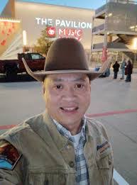 Scott Linke's Instagram, Twitter & Facebook