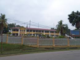 Batu berendam is situated 5 km north of tengkera police station. Soqsfjyki2 Cnm