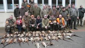 Le fauconnier a souvent défendu la chasse au vol sur les plateaux de télévision. Cempuis Le Plan Faisans Recompense