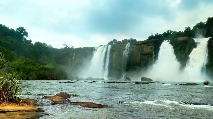  Athirappilly – Kerala's Famous Waterfall