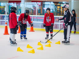 Ioi city mall ile i̇lgili : M Sian Ice Hockey Teams Speak Out About The Sport