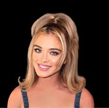 My first hair client from this group 💃🏿💃🏿 I posted last week that I  make hair too😋😋 She contacted me and today I made her hair🙏🏼 Beautiful  stitch braids