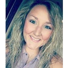 Tina Tabb's Instagram, Twitter & Facebook