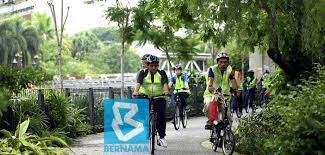 Rol (river of life) aims to transform the klang river into a vibrant and livable water front with one of the beautiful things in malaysia tourist places here is most underrated place river of life, must go river of life is the project to improve water quality and reduce pollution within the project area. Success Of River Of Life Project Already Visible In City Centre