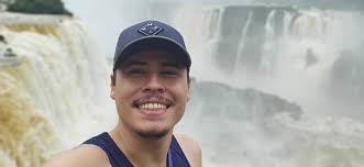 Hi, my name is Felipe. I'm a Brazilian PhD student, and I have a  scholarship that covers my monthly expenses. I'll be conducting research at  CSIRO