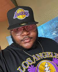 Laverne Simon's Instagram, Twitter & Facebook