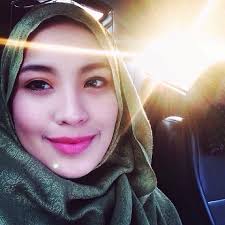 Ruhainies farehah has 4 siblings in his family: Edtv