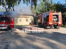 Ασφαλές online στοίχημα με γρήγορες αναλήψεις και cash out*. Patra Megales Zhmies Apo Th Fwtia Sta Kalamarakia O Petros Fwto Kai Binteo