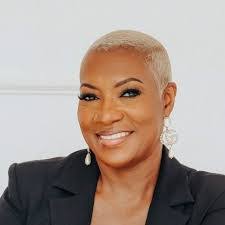 Larhonda Hamilton's Instagram, Twitter & Facebook