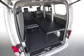 跳ね上げタイプのフリップベッド nv200バネットに標準装備 トランポ ハイエース他 内装設計 カスタム施工 製造販売 オグショー do blog ドゥブログ nv200バネット ハイエース ハイエース 荷台
