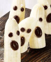 Recette De Bananes Fantomes Zeste Recette Gateau D Halloween Recette Banane Recettes Halloween