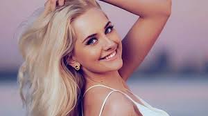 Võta snitti! Miksi kleiti tossudega sama ägedalt nagu Brigitte Susanne Hunt 