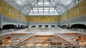 Lvmh's bernard arnault pours over $1 billion usd into la samaritaine renovation: U5vsjiylzq8cmm