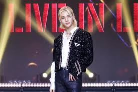 mpd직캠 스트레이 키즈 현진 직캠 'district 9' (stray kids hyun jin fancam) | @mcountdown_2018.3.29. Jyp Entertainment Halts Future Activities Of Stray Kids Hyunjin Following Recent Allegations