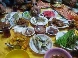 Dewan susunan meja, kerusi, pentas dan. 16 Tata Tertib Dan Adab Sopan Di Meja Makan Yang Ibu Saya Ajar
