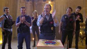 Zafer ergin is a turkish actor who plays in arka sokaklar. 15 Sezona Giren Arka Sokaklar In Basrolundeki Zafer Ergin Sosyolojik Arastirmasi Yapilmali Kultur Servisi