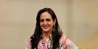 Artículos, videos, fotos y el más completo archivo de noticias de colombia y el mundo sobre maría maría fernanda cabal. Tomas Uribe Dice Que Maria Fernanda Cabal Es La Angela Merkel