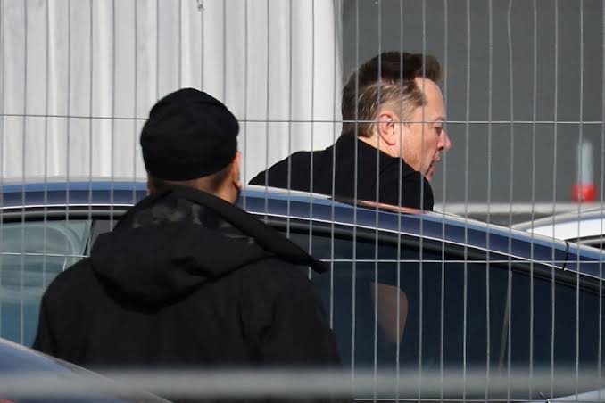 Elon Musk visits Tesla plant near Berlin as production resumes after  suspected arson attack - The Globe and Mail