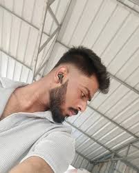 Deep Biswas (@deep_biswas_4939) • Instagram ဓာတ်ပုံများနှင့် ဗီဒီယိုများ