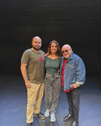 Terminó la temporada de Crimen y castigo, gracias a los amigos, familia y  público que llenaron esa sala por tres semanas ♥️ Tengo el corazón contento  y nostálgico y solo puedo agradecer