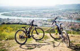 Just take time to walk up to its summit where the hermitage chapel will offer you a. Balade Et Location Velo Decouvrez Les Vignes Grace A La Location De Vtt