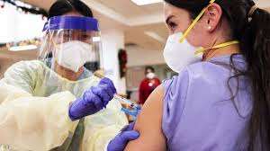 أنقذ غيرك.تطعيم لفيروس الكورونا get vaccinated. Ø±ØºÙ… Ø­Ù…Ù„Ø§Øª Ø§Ù„ØªØ·Ø¹ÙŠÙ… Ù„Ù…Ø§Ø°Ø§ ØªØ±ØªÙØ¹ Ø¥ØµØ§Ø¨Ø§Øª ÙƒÙˆØ±ÙˆÙ†Ø§ Ø£Ø®Ø¨Ø§Ø± Ø³ÙƒØ§ÙŠ Ù†ÙŠÙˆØ² Ø¹Ø±Ø¨ÙŠØ©