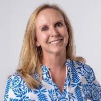 Mary Dewar's Instagram, Twitter & Facebook