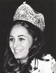 Oct 5, 1979 Homecoming Queen Becky Abernathy.