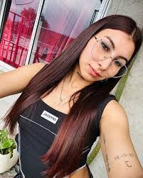 Belen Gomez's Instagram, Twitter & Facebook