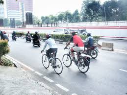 Dapatkan harga bicycle indonesia untuk olahraga outdoor bicycle, pakaian bicycle ✅ indonesia. Urban Cycling Jakarta Indonesia