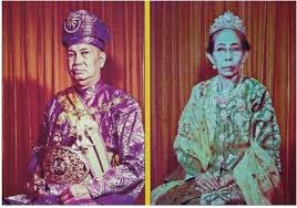 Maybe you would like to learn more about one of these? Kenali Wajah Raja Permaisuri Agong Pertama Hingga Terkini Media Viral