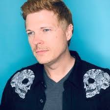 Dominique Bateman's Instagram, Twitter & Facebook