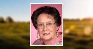 Mary Malecki's Instagram, Twitter & Facebook