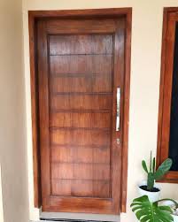 Anda tentunya dapat membuat desain pintu minimalis ini setidaknya dengan ukuran 2mx2m atau sesuai dengan keinginan anda sehingga pintu tersebut akan tampak seperti sebuah jendela dan juga sebuah pintu. Pembuat Pintu Kayu Di Tulungagung Kalitumpang Com