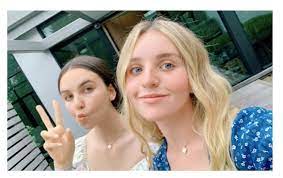 Glazer has a wife, angela glazer, as well as two daughters, dylan and zoey glazer. Meet Joel Glazer Wife Angela Glazer Bio Wiki Fabwags Com